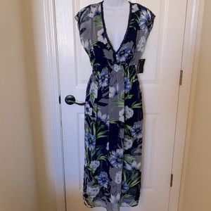 🌹New Enfocus Studio floral maxi dress